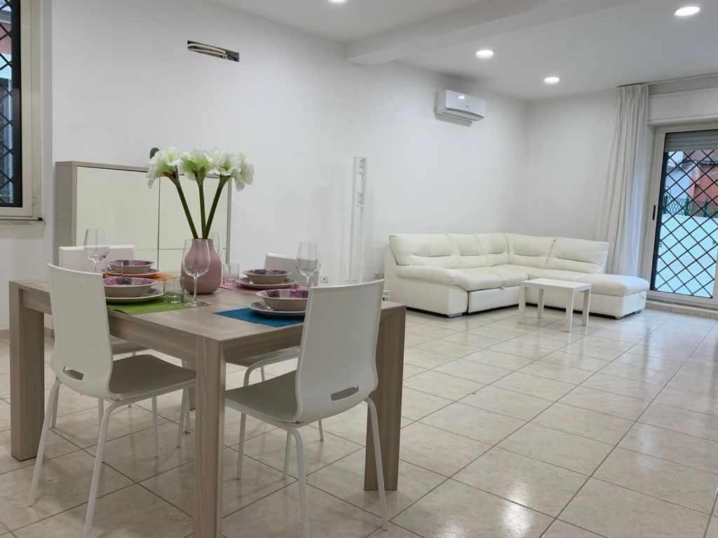 Mediterranean House Nettuno Apartment Exterior foto
